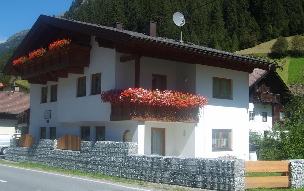 Gasthof Zur Einkehr Sankt Leonhard im Pitztal Exteriör bild