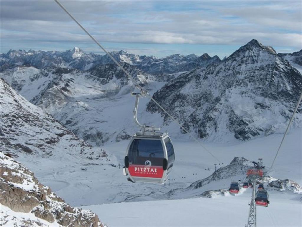 Gasthof Zur Einkehr Sankt Leonhard im Pitztal Exteriör bild